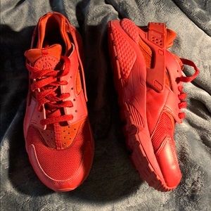 all red huaraches i payed 110 but asking for 45